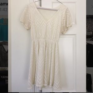 Casual cream/white sundress